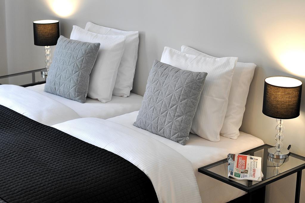 Apartament Grey Zielona Góra Buitenkant foto